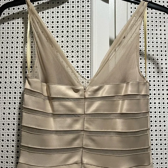 Xscape tiered elegant evening gown with mesh bodice - Picture 5 of 13